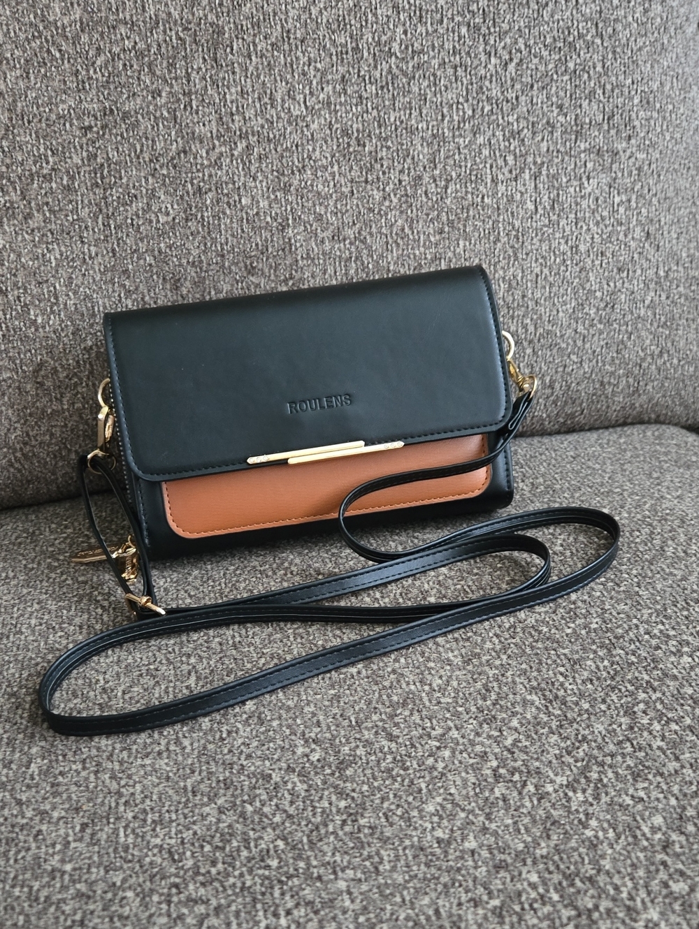 Crossbody Black and Brown Simple & Practical